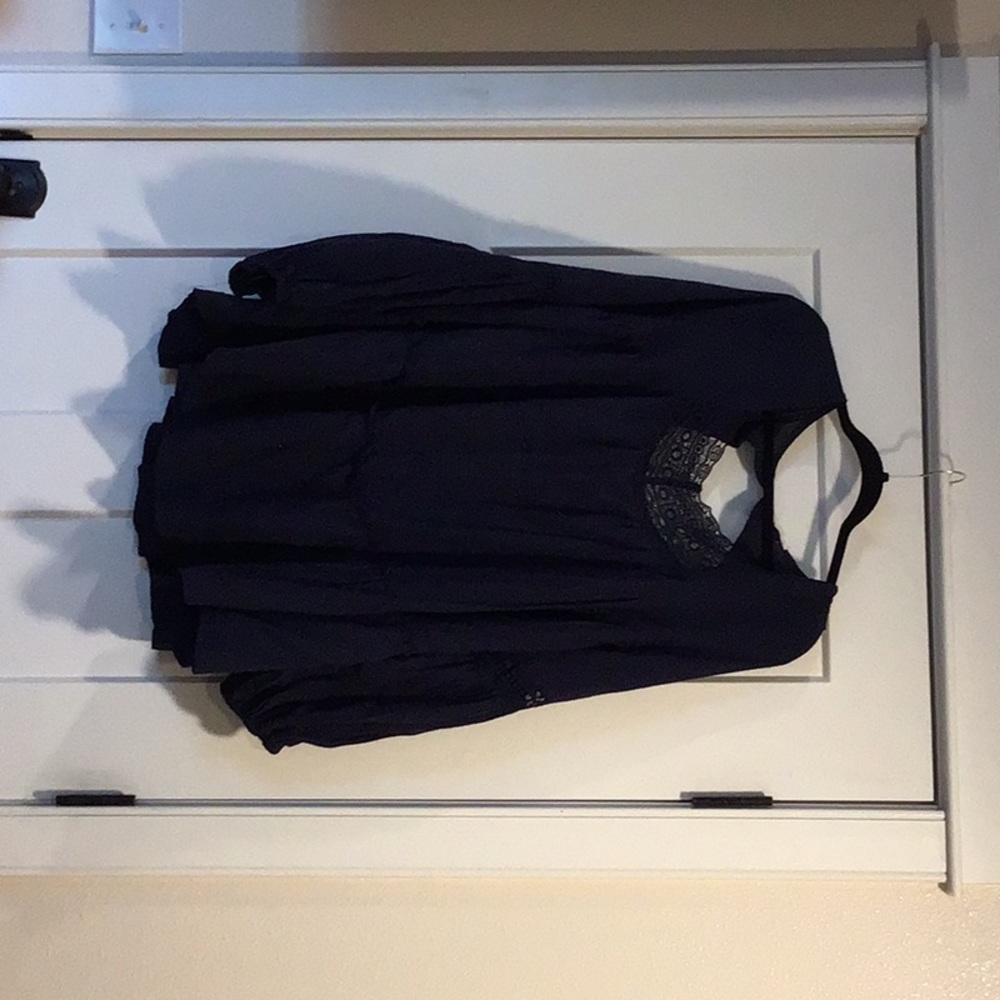 ODDY BRAND beautiful navy pullover blouse